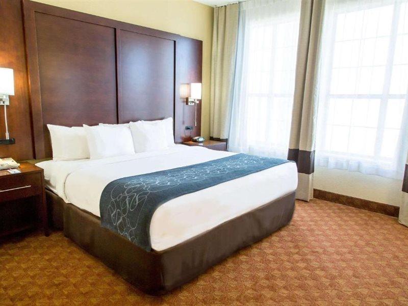 Comfort Suites Fort Worth North Fossil Creek Zewnętrze zdjęcie